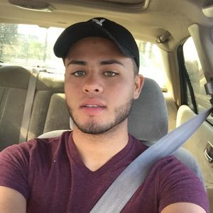 Meet your Posher, Cesar